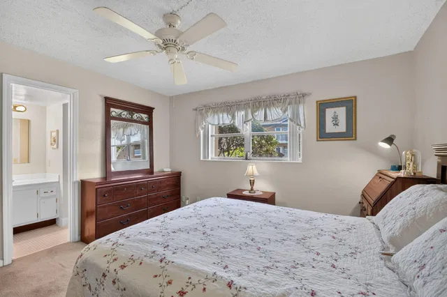  Unit 102 photo 17