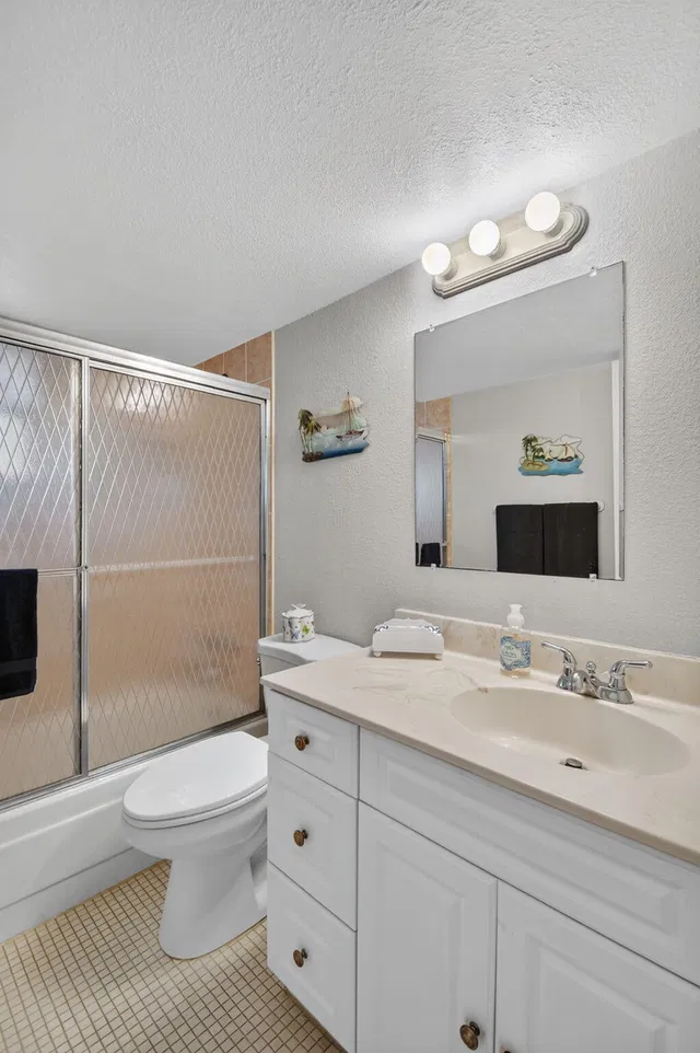  Unit 102 photo 27