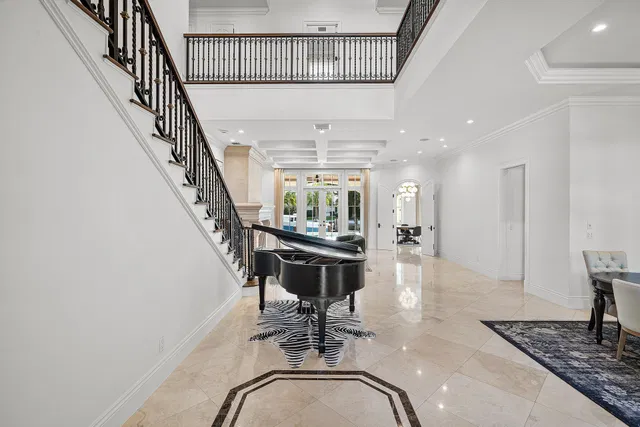 Golden Harbour Residence photo 13