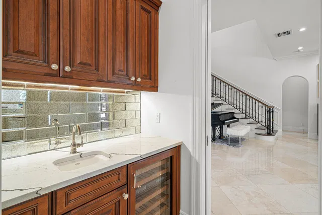 Golden Harbour Residence photo 20