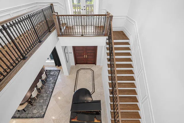 Golden Harbour Residence photo 36