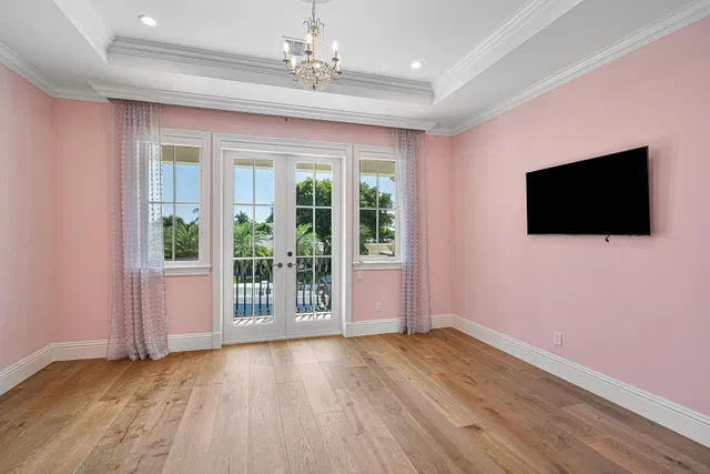 Golden Harbour Residence photo 56