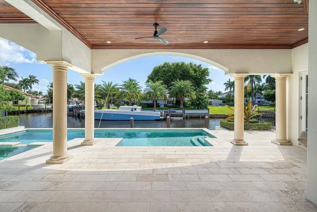 Golden Harbour Residence photo 61