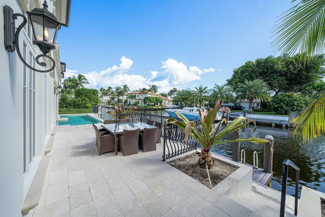 Golden Harbour Residence photo 66
