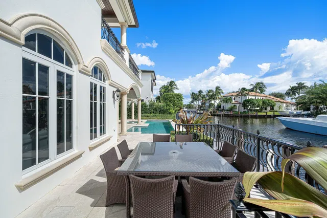 Golden Harbour Residence photo 67
