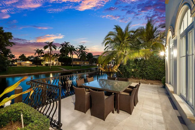 Golden Harbour Residence photo 80