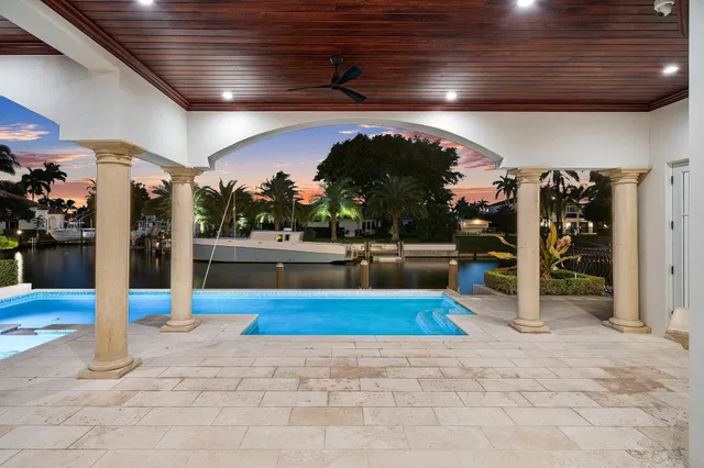 Golden Harbour Residence photo 82