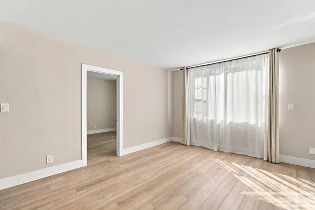 Unit 316 photo 14