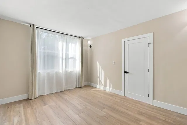 Unit 316 photo 23