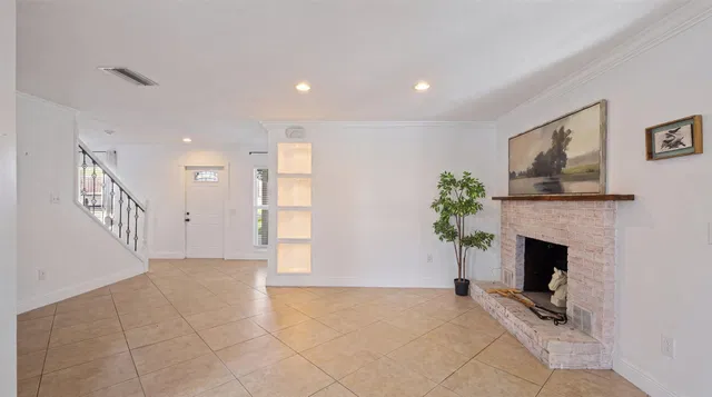 Residence photo 5