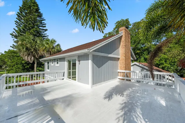 Residence photo 19