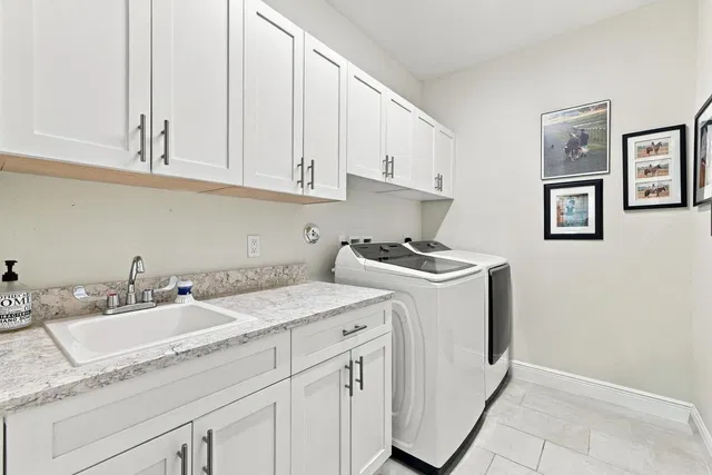  Residence photo 32