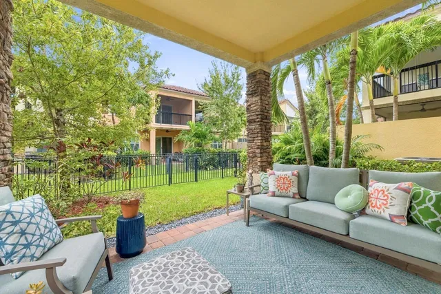  Residence photo 35
