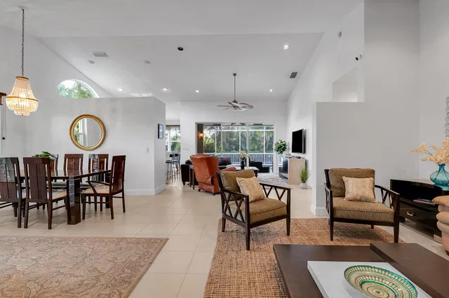  Residence photo 7