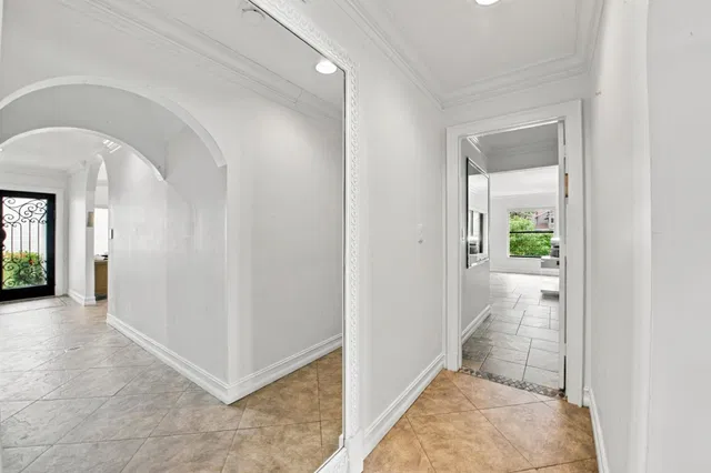  Residence photo 9