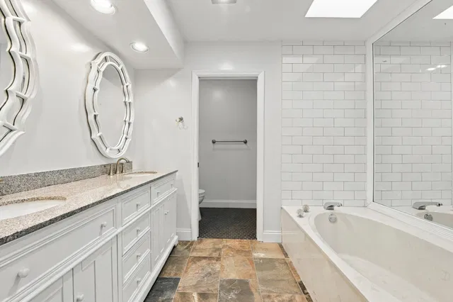  Residence photo 25
