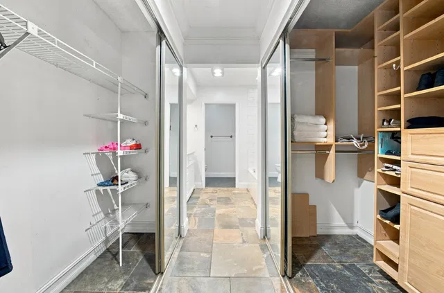  Residence photo 26