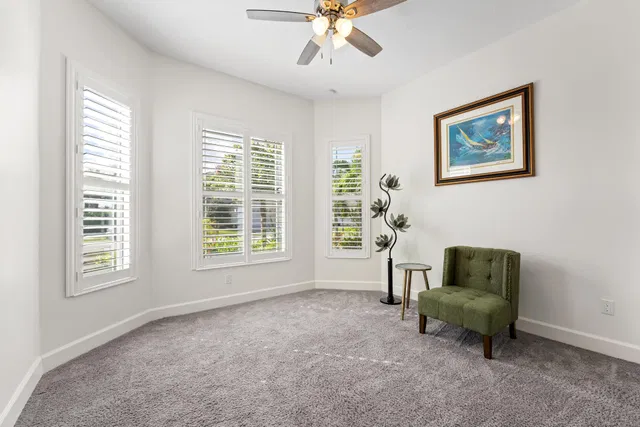 Residence photo 35