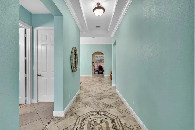 Residence photo 4