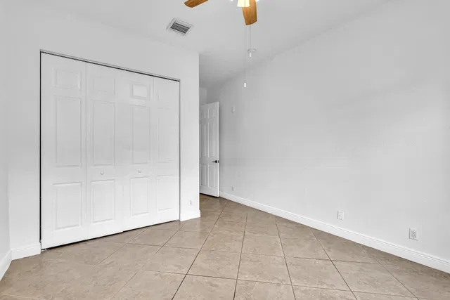 Residence photo 9