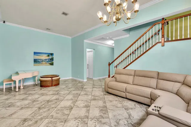 Residence photo 15
