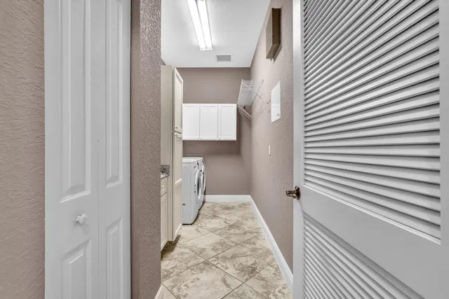 Residence photo 18