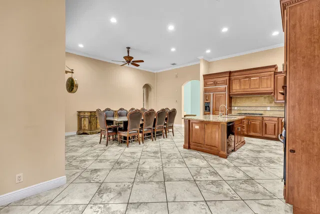 Residence photo 31