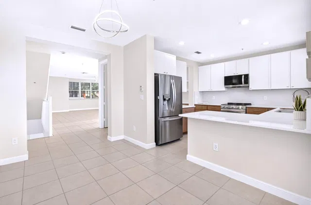 Cityside West Palm Beach Unit 1 photo 19