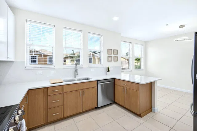 Cityside West Palm Beach Unit 1 photo 21
