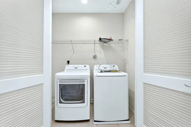 Cityside West Palm Beach Unit 1 photo 25
