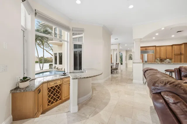  Residence photo 14