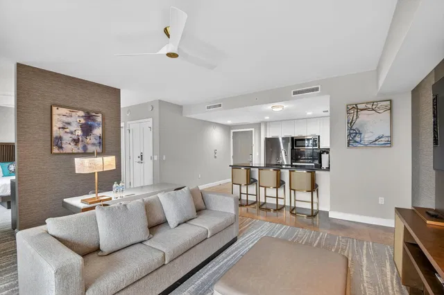 Unit 414 photo 34
