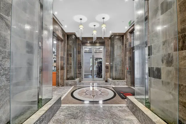 Unit 414 photo 52