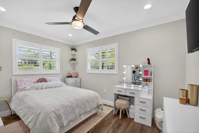  Residence photo 50