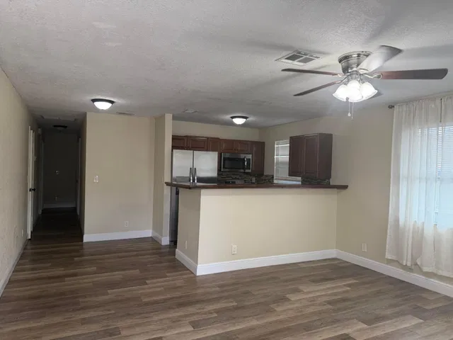 Residence photo 15
