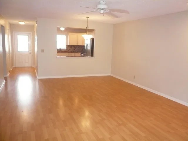 Residence photo 11