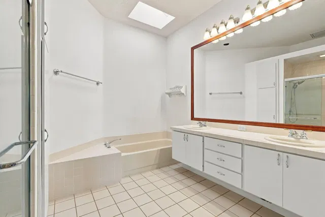 Residence photo 7