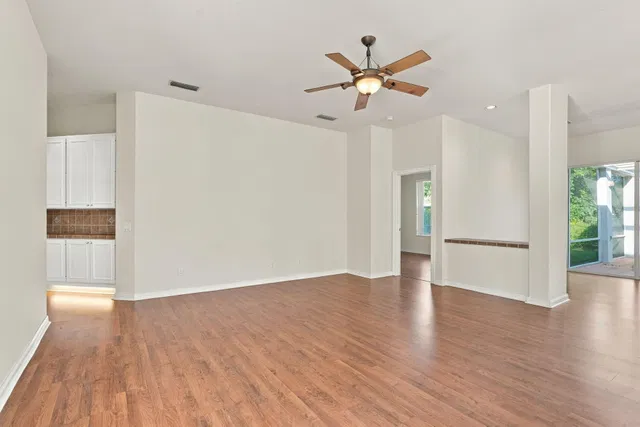 Residence photo 27