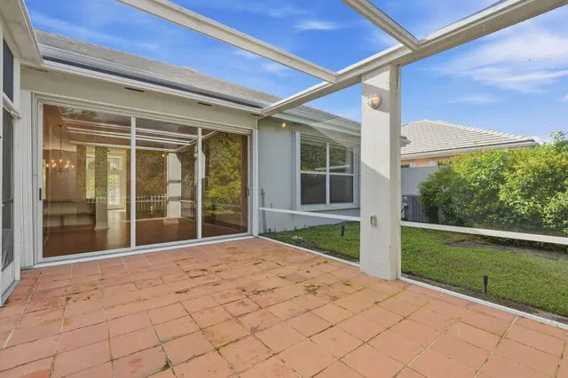 Residence photo 41