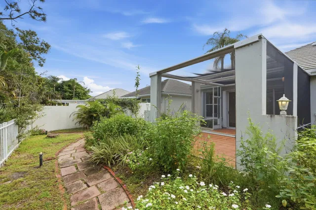 Residence photo 46