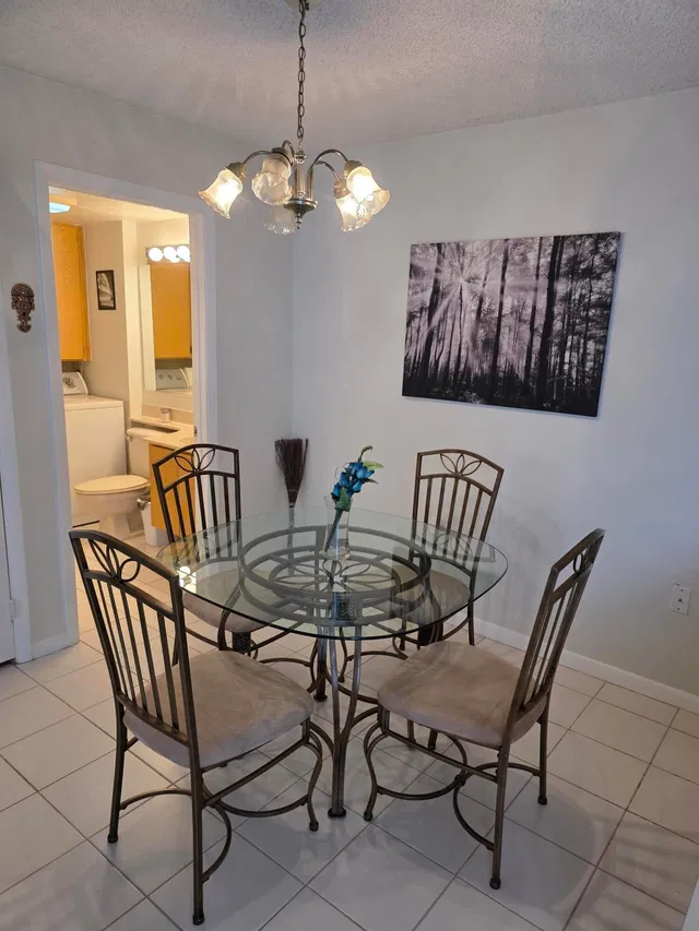 Residence photo 4
