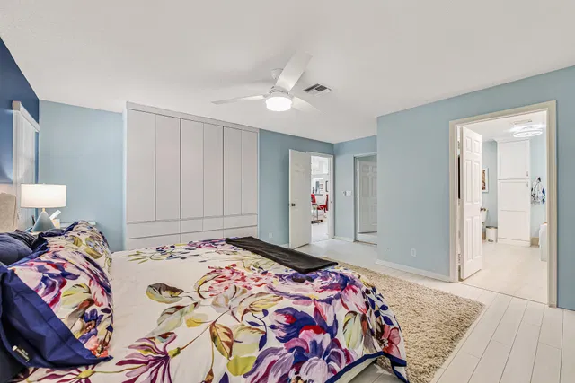Residence photo 22