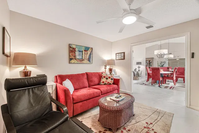 Residence photo 35