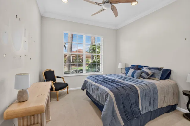 Residence photo 28