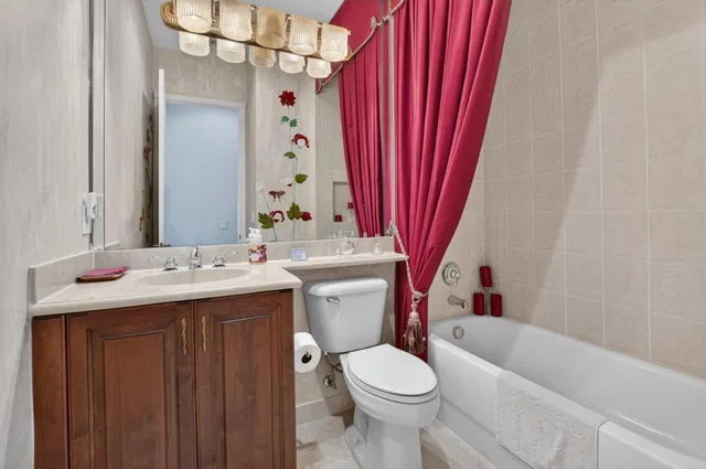 Residence photo 29