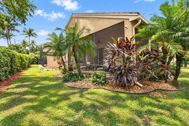 Residence photo 33
