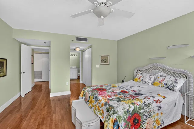  Residence photo 17