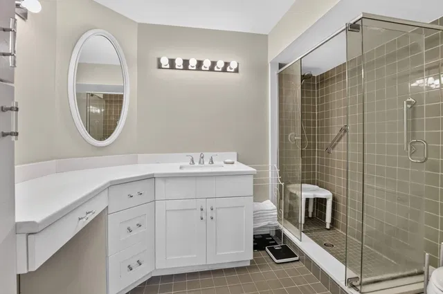  Residence photo 18