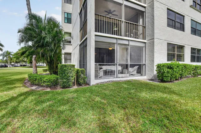  Residence photo 26