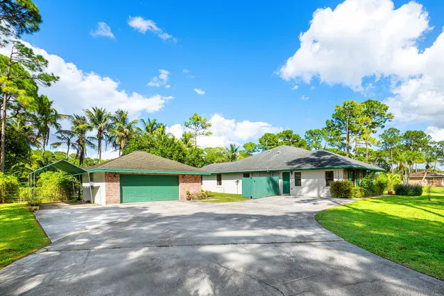 Residence photo 4